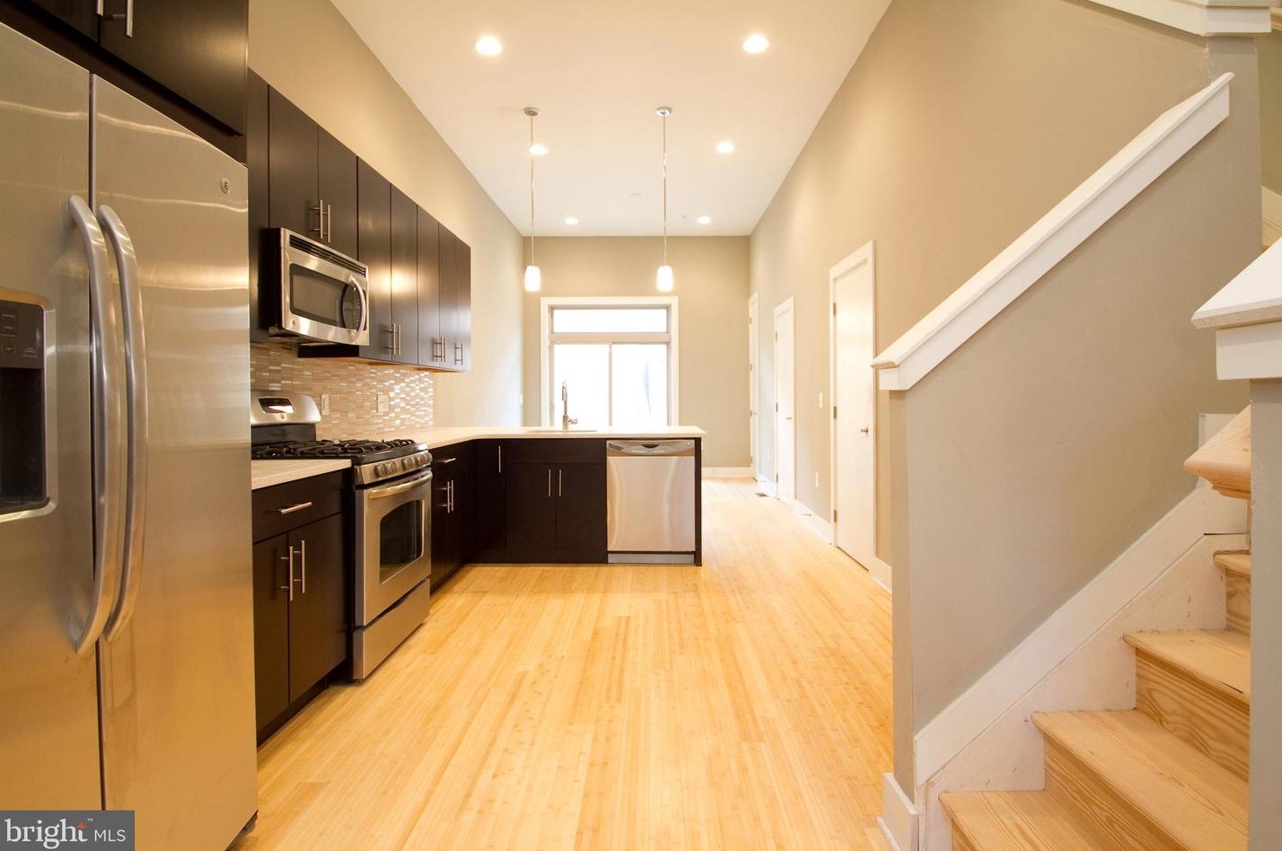 919 N 5th St #11, Philadelphia, PA 19123