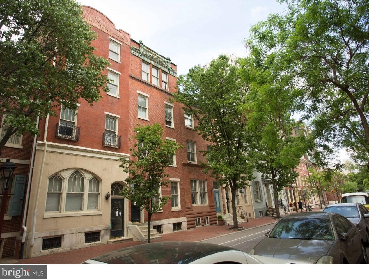 721 Spruce St Apt 3b, Philadelphia, PA