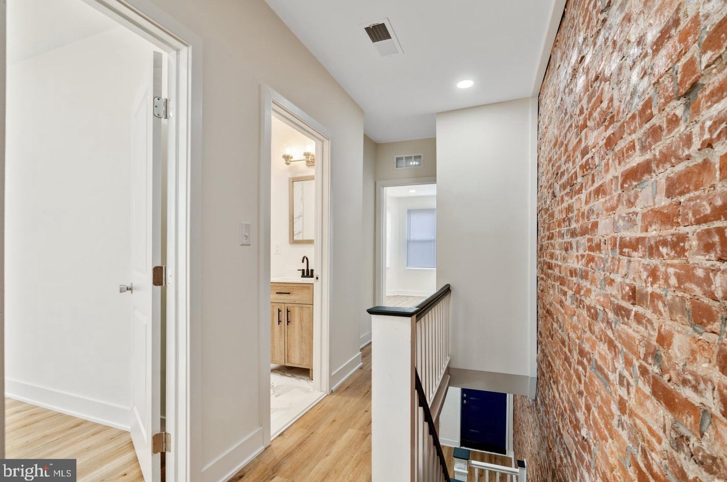 1631 Robinson St, Philadelphia PA  19151-3935 exterior
