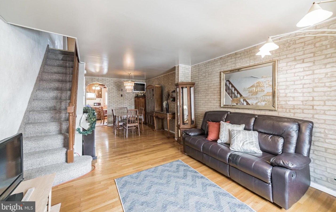 2408 Mildred St, Philadelphia, PA 19148-3720