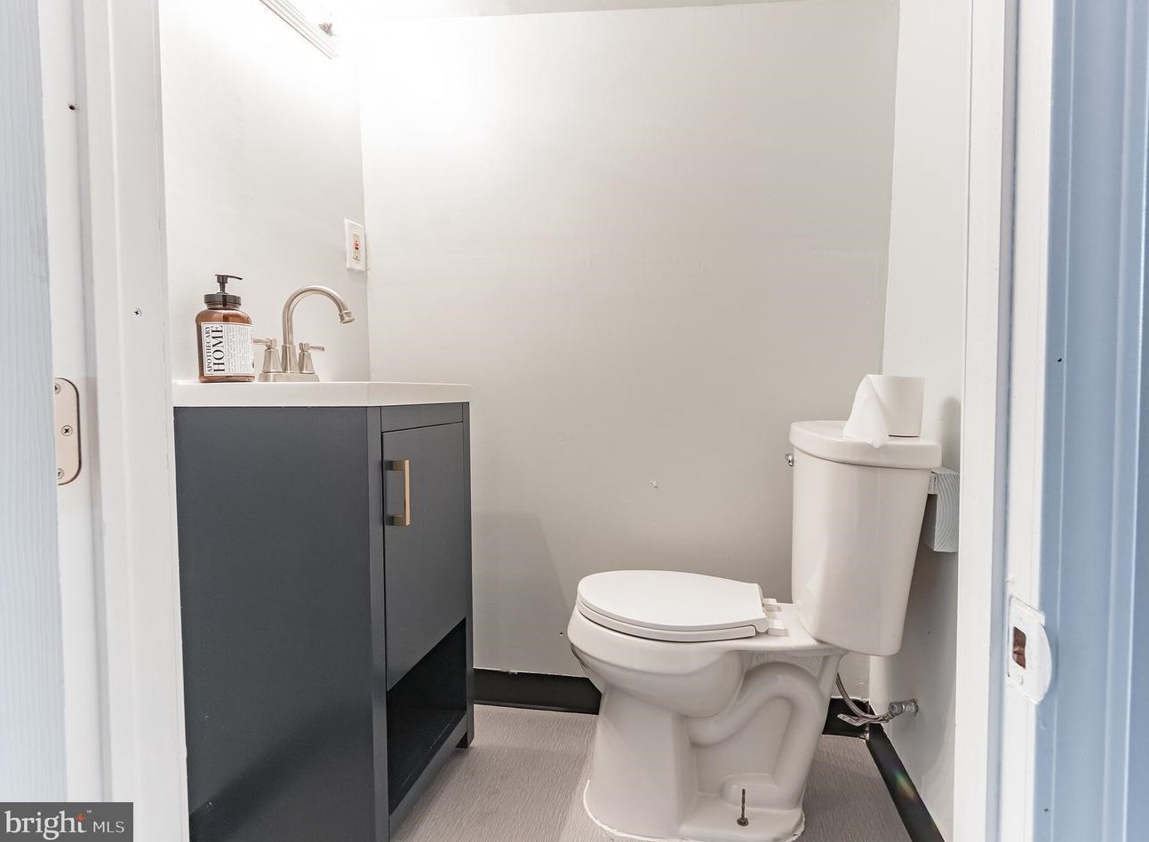 239 Clarkson Ave, Philadelphia PA 19120-0030 exterior