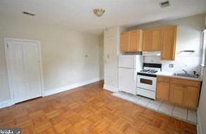 4253 Ridge Ave #3r, Philadelphia, PA 19129