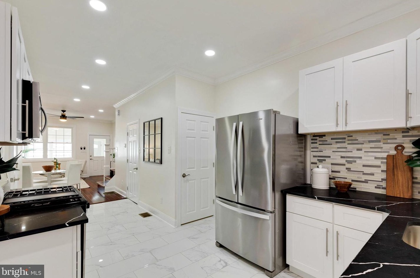 7038 Saybrook Ave, Philadelphia PA  19142-1124 exterior