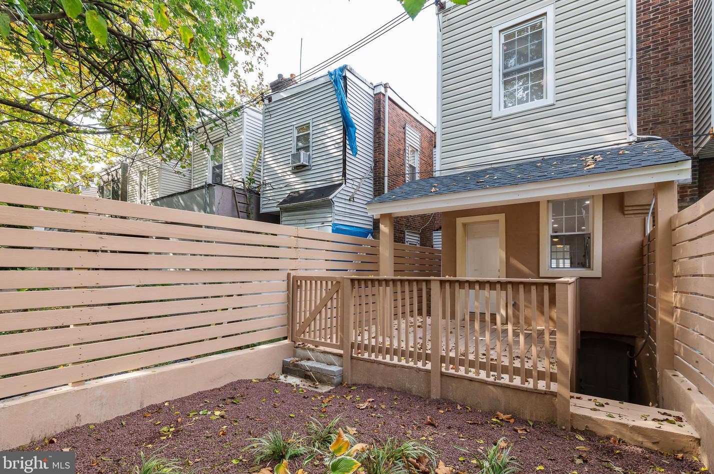 7038 Saybrook Ave, Philadelphia PA  19142-1124 exterior