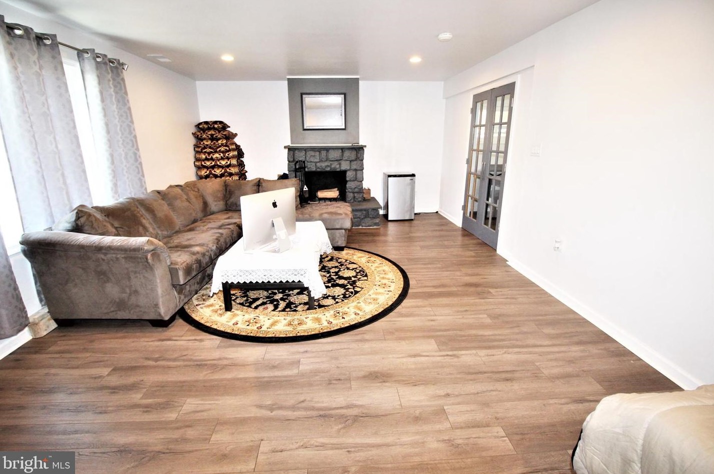 2831 Normandy Dr, Philadelphia PA  19154-1637 exterior