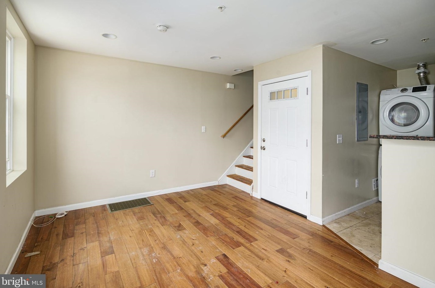 662 N 33rd St #3, Philadelphia, PA 19104