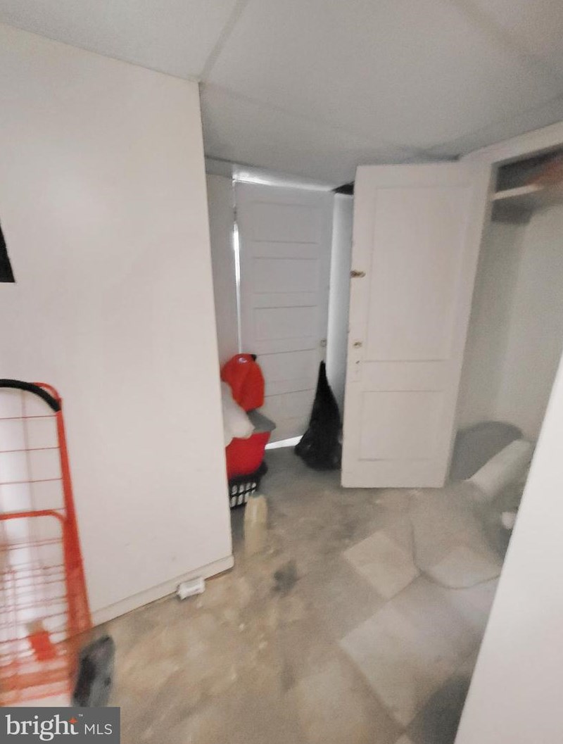 412 Wellens Ave, Philadelphia PA 19120-3307 exterior