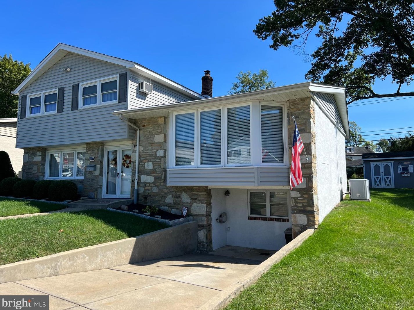 3814 Inwood Ln, Philadelphia, PA 19154-4237
