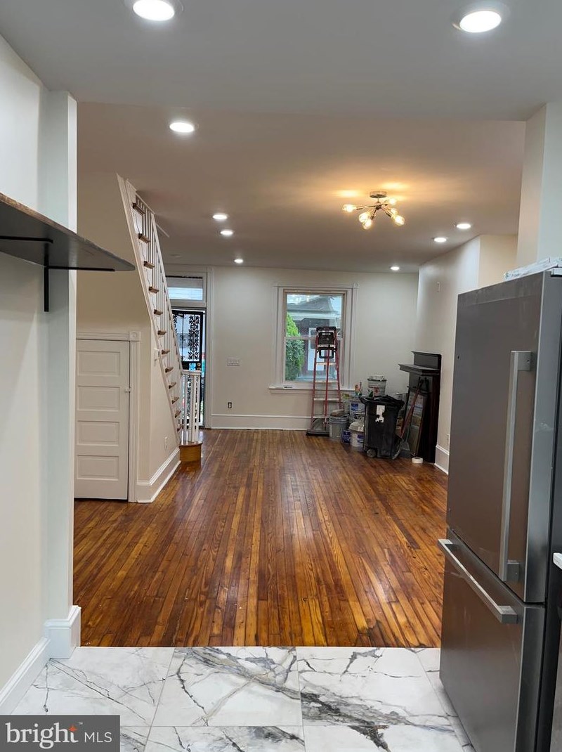 447 Earlham Ter, Philadelphia PA  19144-4501 exterior