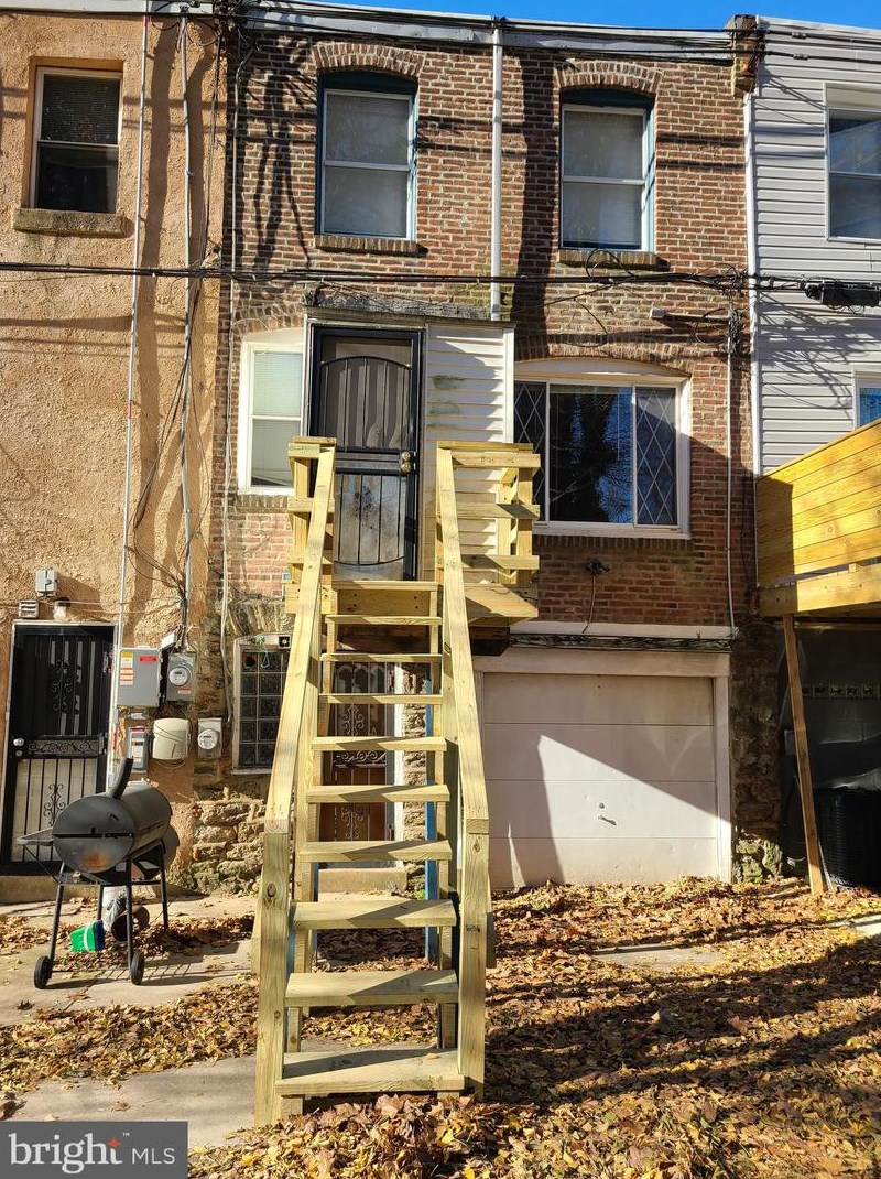 322 Upsal St, Philadelphia PA  19119-3246 exterior
