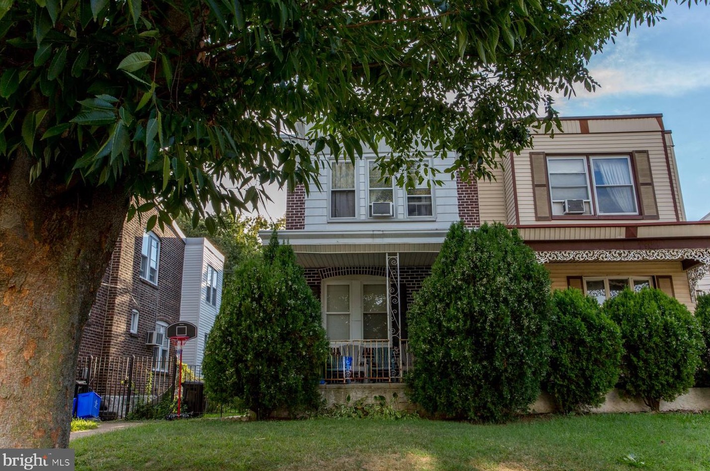 4210 Meridian St, Philadelphia, PA 19136-3121