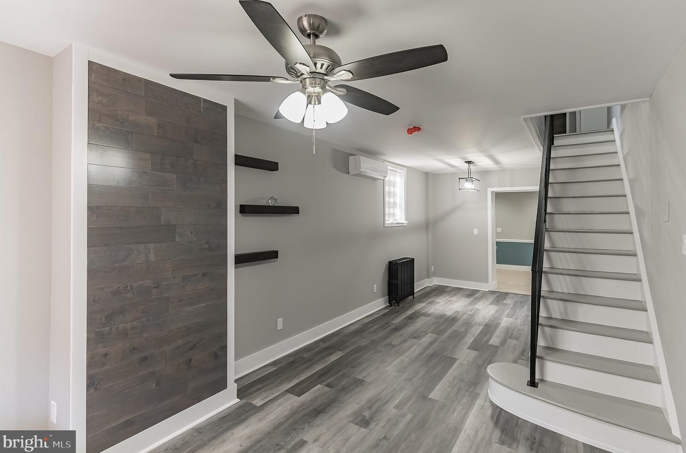 3108 Almond St, Philadelphia, PA 19134-5004