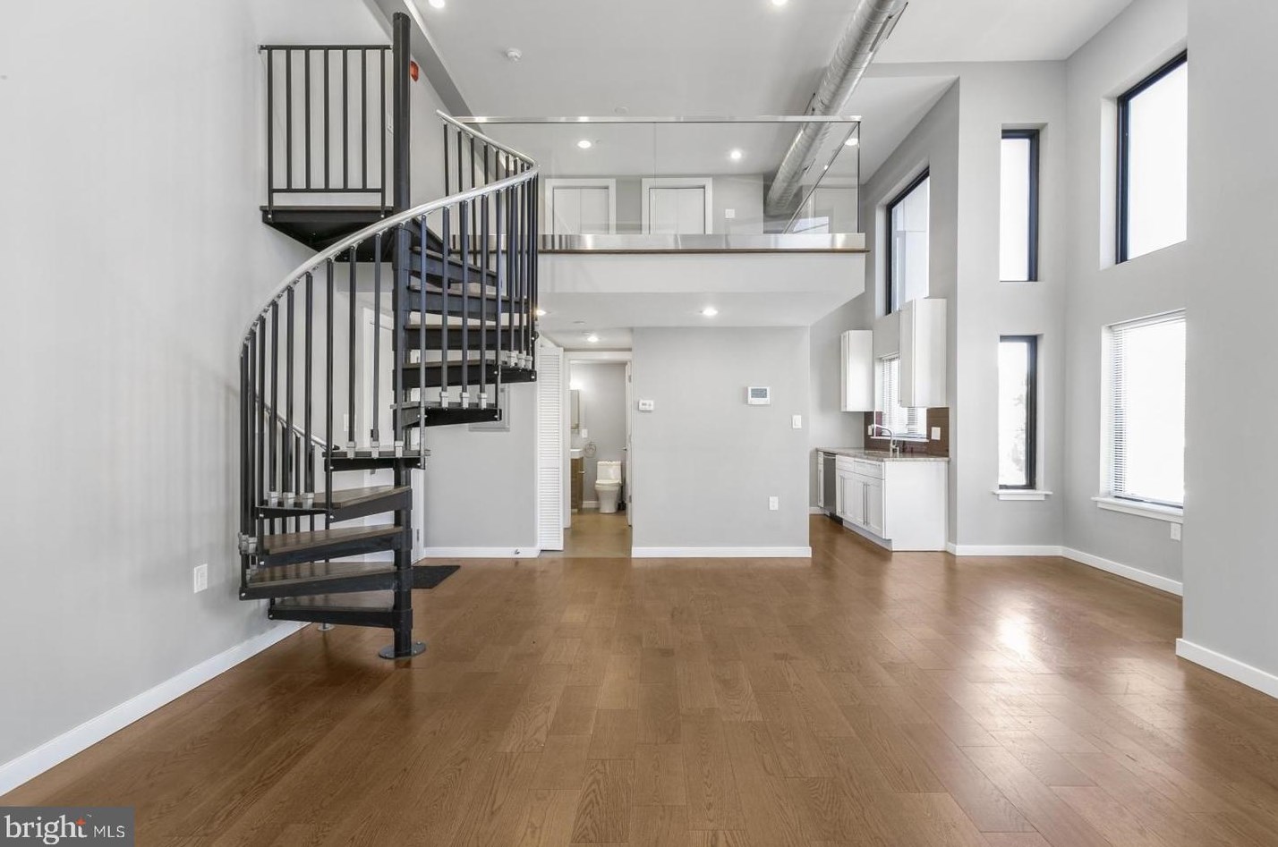 1142 Crease St #2r, Philadelphia, PA 19125