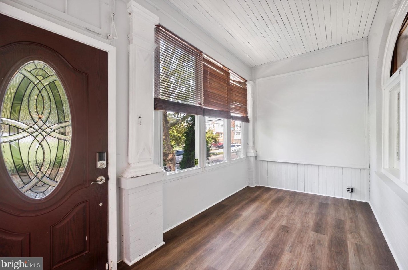 737 S 55th St, Philadelphia, PA 19143