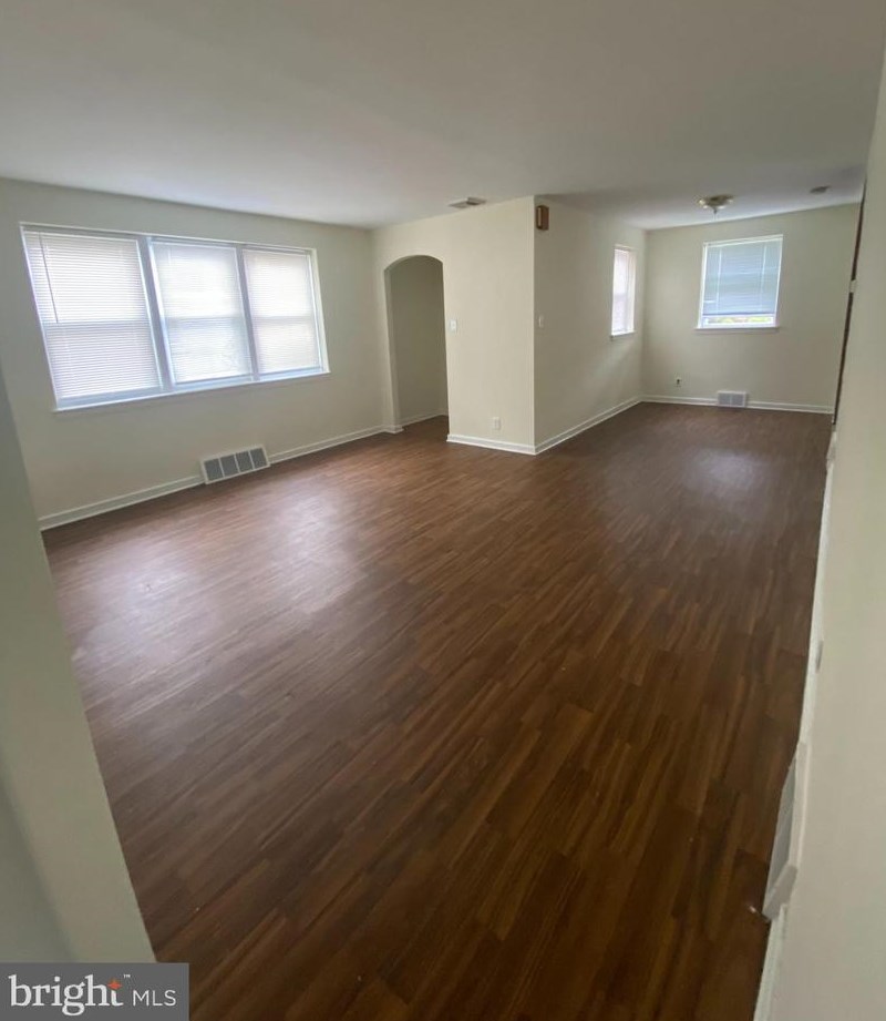 9217 Wesleyan Rd, Philadelphia PA  19114-3814 exterior