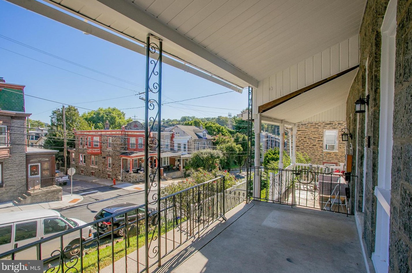 158 Shurs Ln, Philadelphia, PA 19127-1723