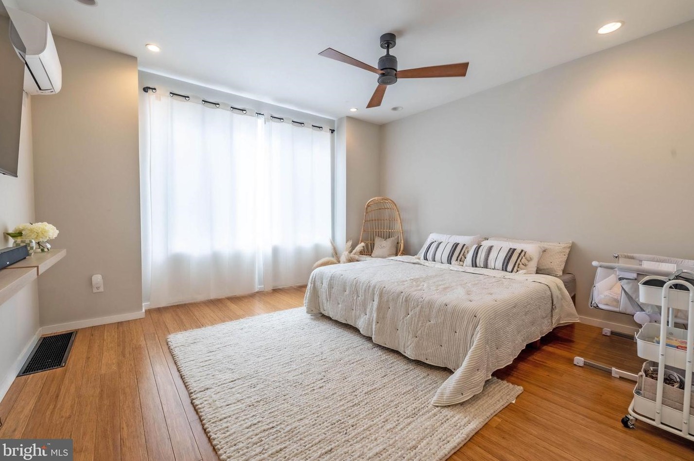 1837 Reed St, Philadelphia PA  19146-4635 exterior