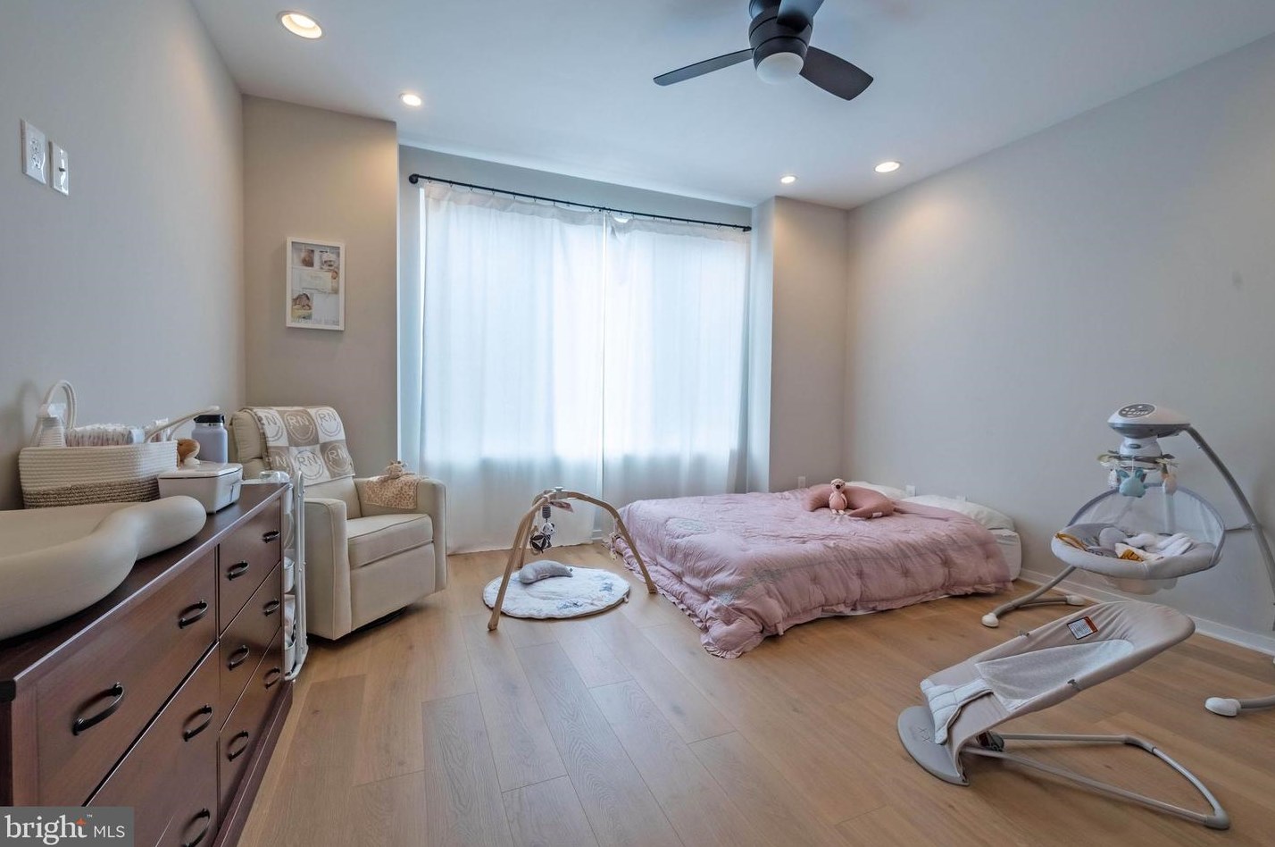 1837 Reed St, Philadelphia PA  19146-4635 exterior