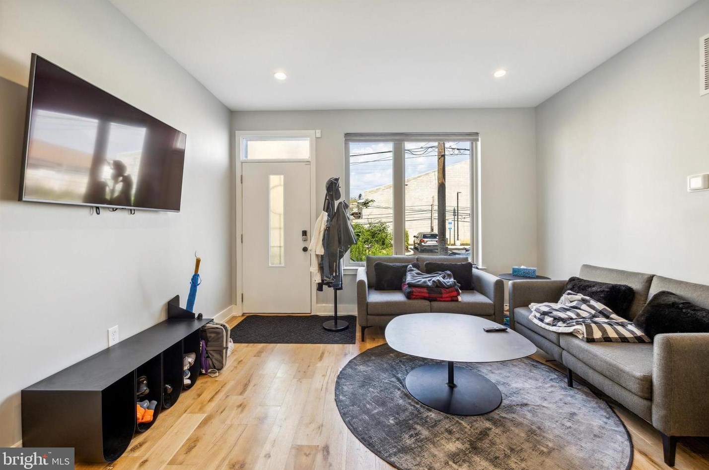 1433 Taylor St, Philadelphia, PA 19146-4009