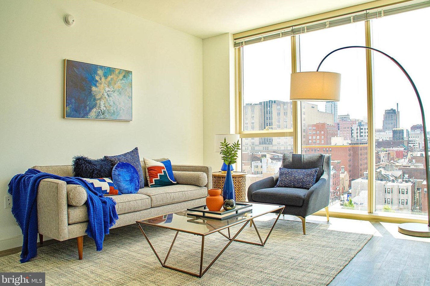 1001 Vine St, Philadelphia, PA 19107-1301