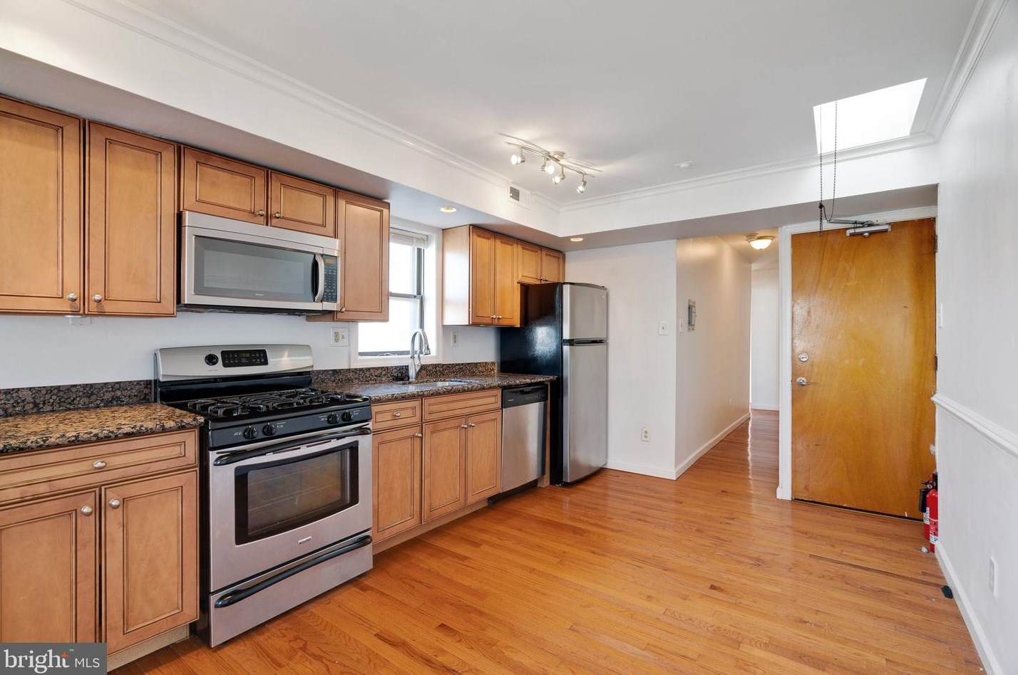 2333 Catharine St #4, Philadelphia, PA 19146