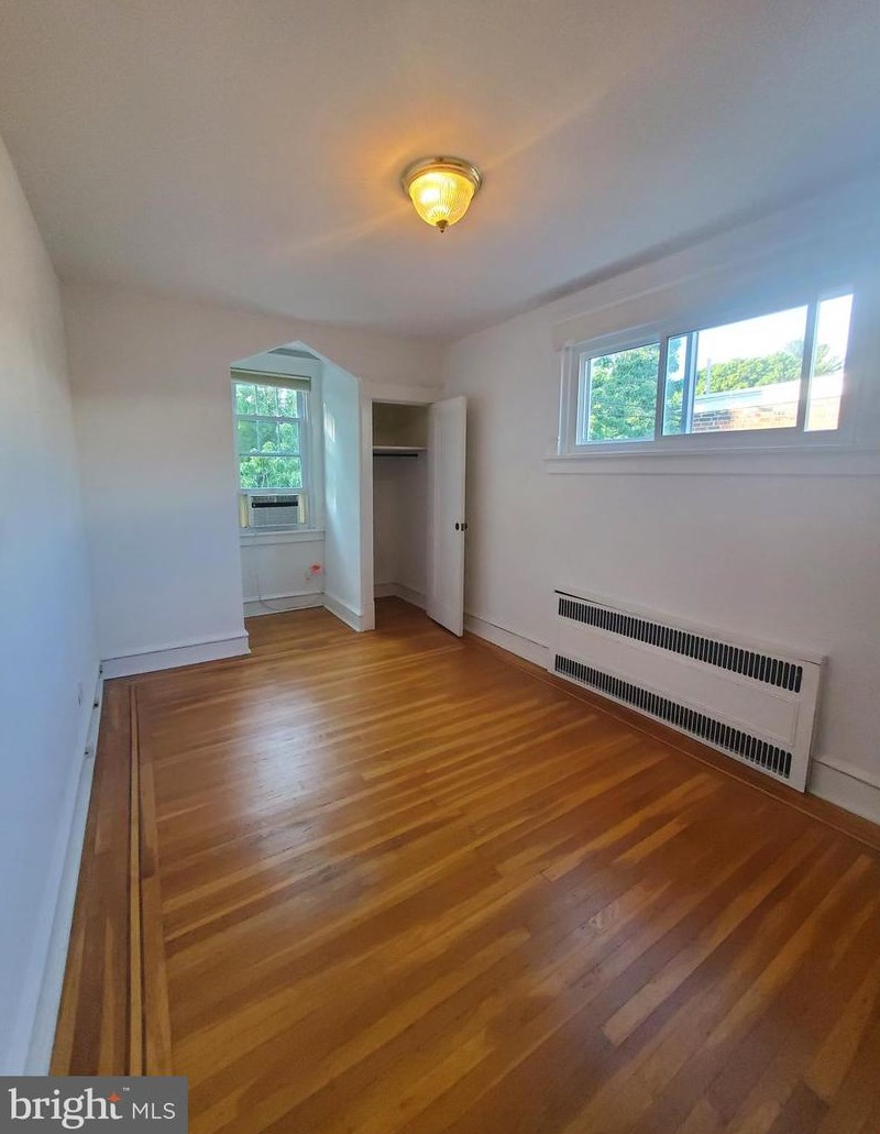 519 Wadsworth Ave, Philadelphia PA  19119-1132 exterior