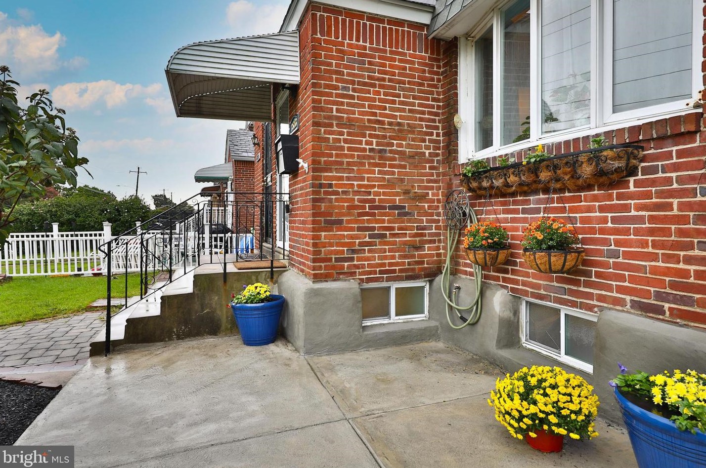 8658 Thouron Ave, Philadelphia, PA 19150-2311