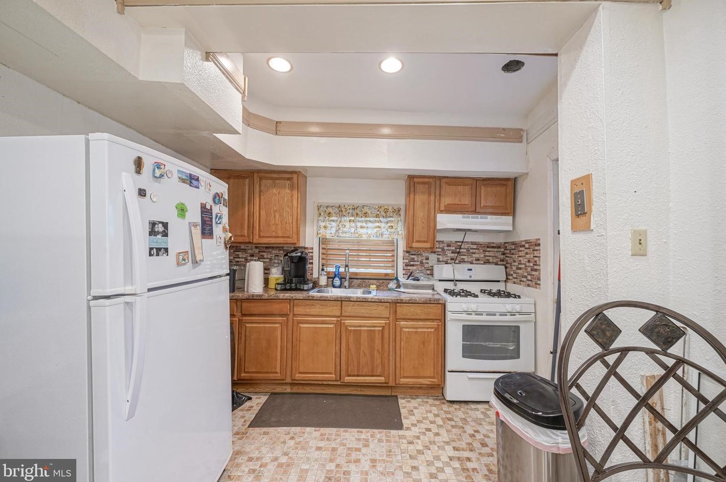 2223 Harold St, Philadelphia PA  19132-3617 exterior