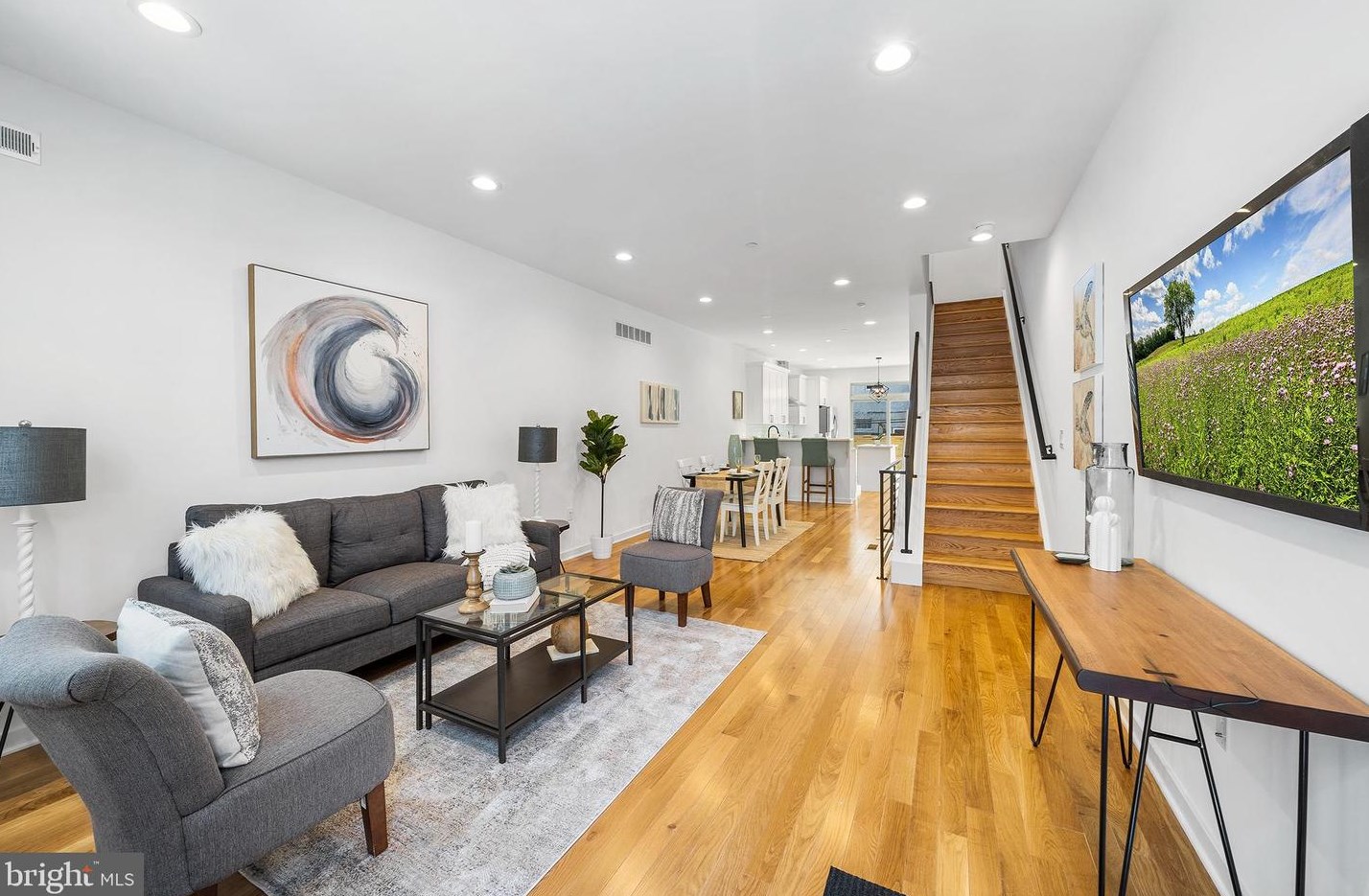 2606 Reed St, Philadelphia, PA 19146-4428