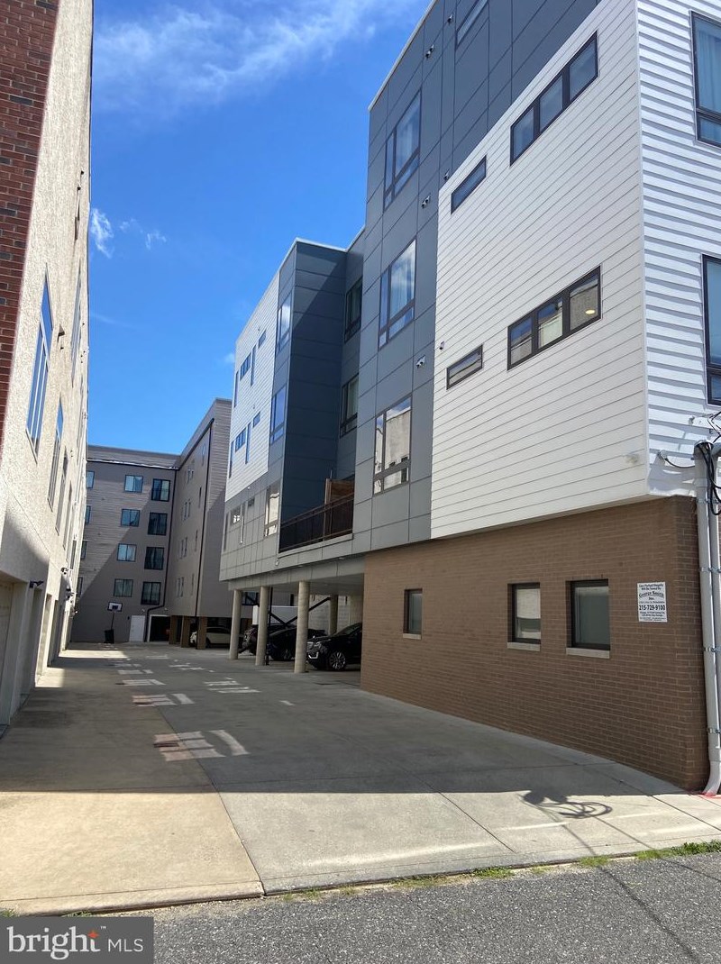 907 Leland St #1a, Philadelphia, PA 19130