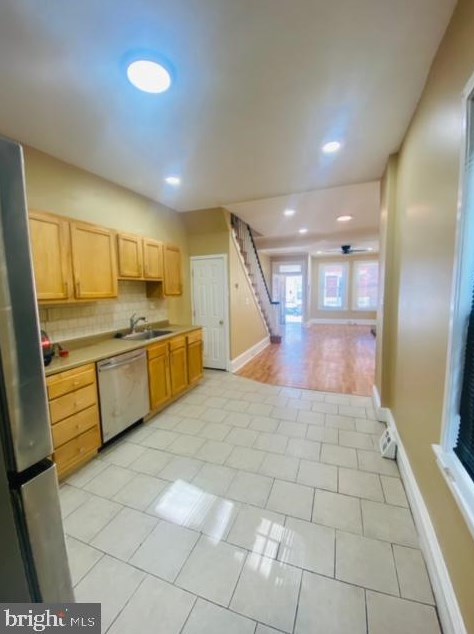 2337 Woodstock St, Philadelphia PA  19132-4827 exterior