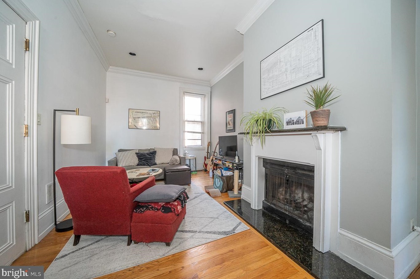 1726 Wallace St, Philadelphia, PA 19130-3368