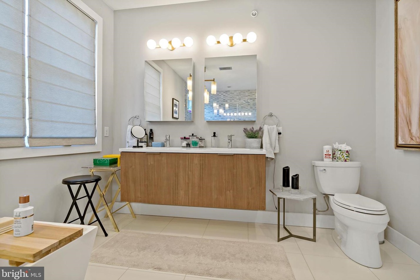 807 Taney St, Philadelphia PA 19130-1816 exterior