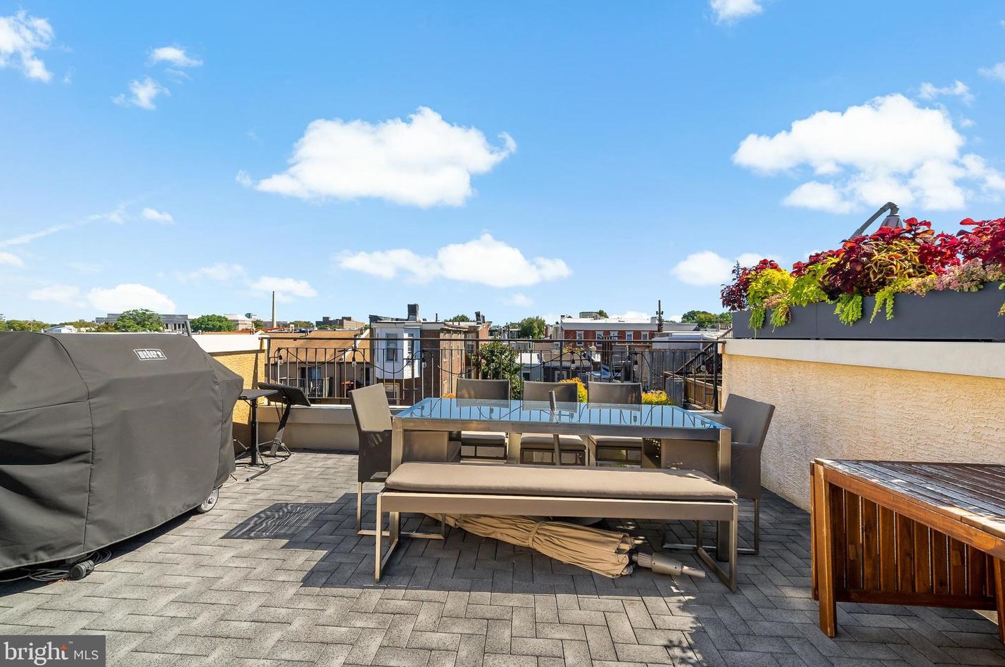 807 Taney St, Philadelphia PA 19130-1816 exterior