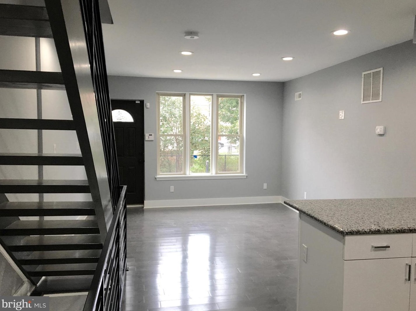 1151 S Mole St, Philadelphia, PA 19146