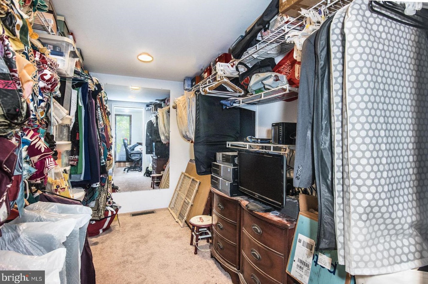 3 Longford St, Philadelphia PA 19136-2028 exterior