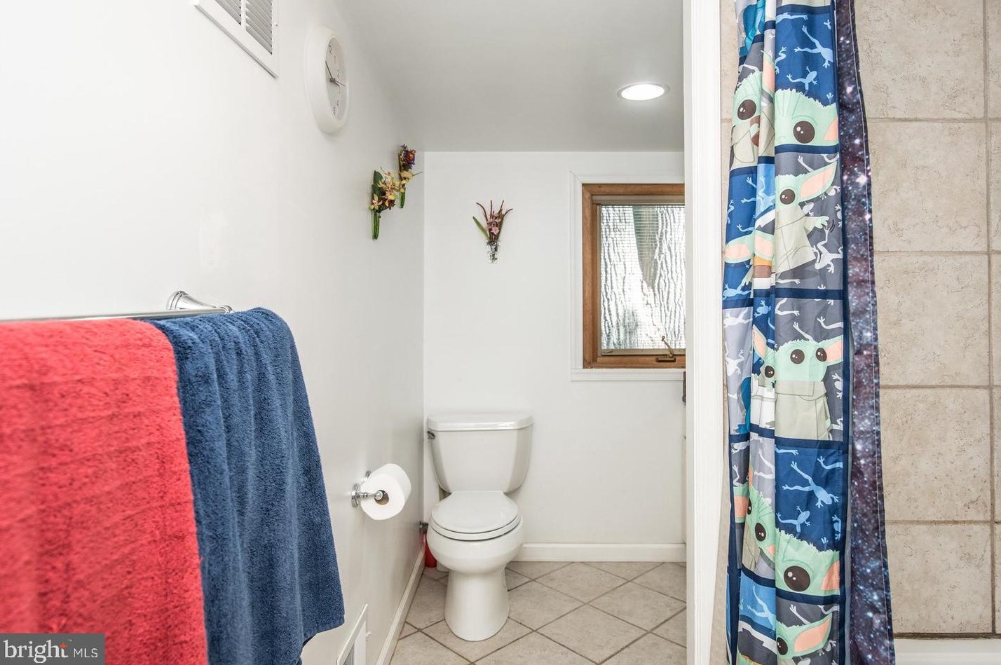 3 Longford St, Philadelphia PA 19136-2028 exterior