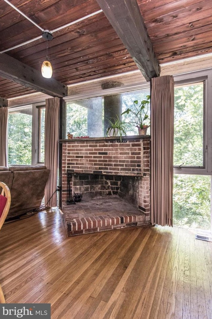 3 Longford St, Philadelphia PA 19136-2028 exterior