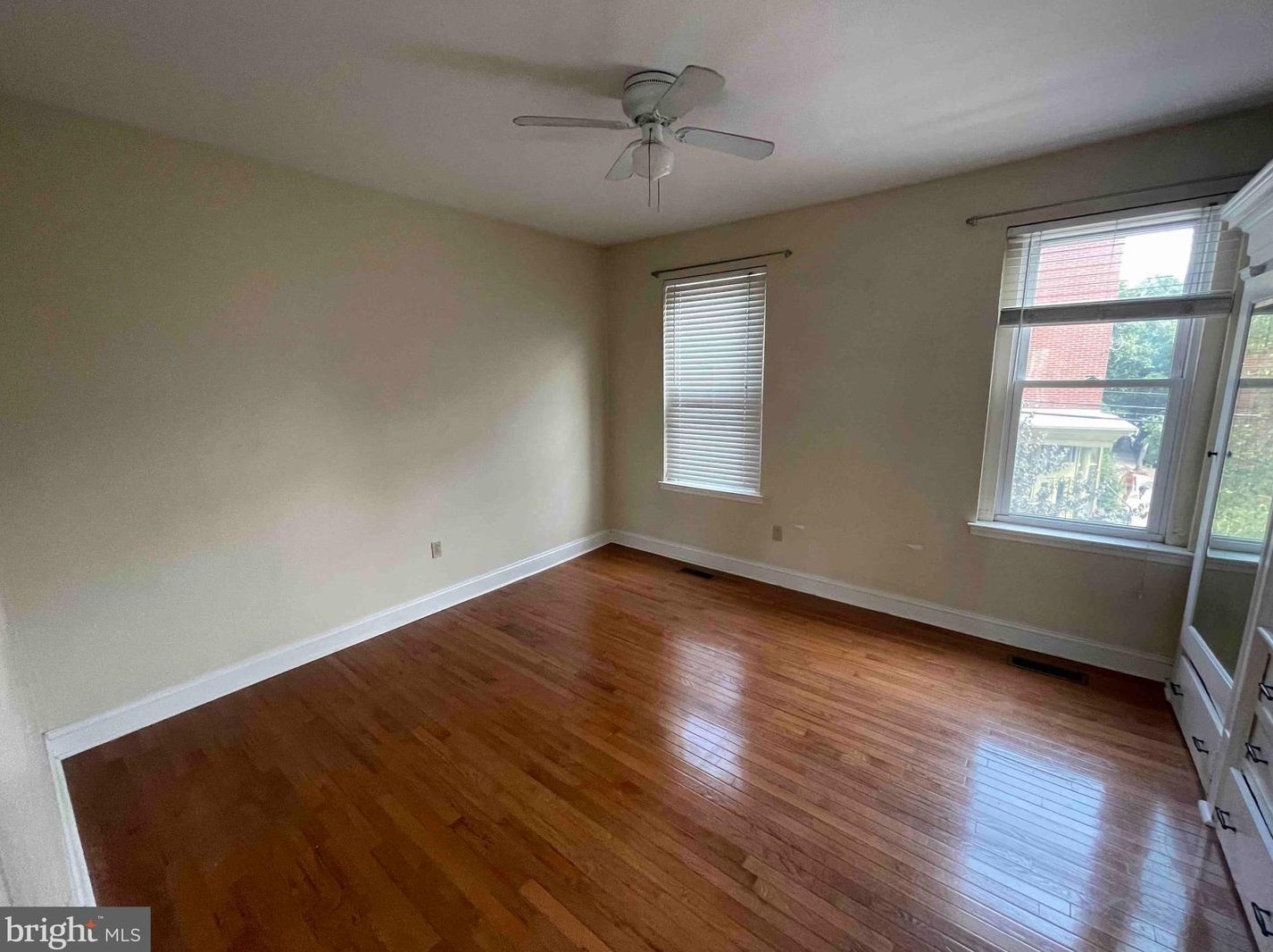 754 N 25th St #2, Philadelphia, PA 19130