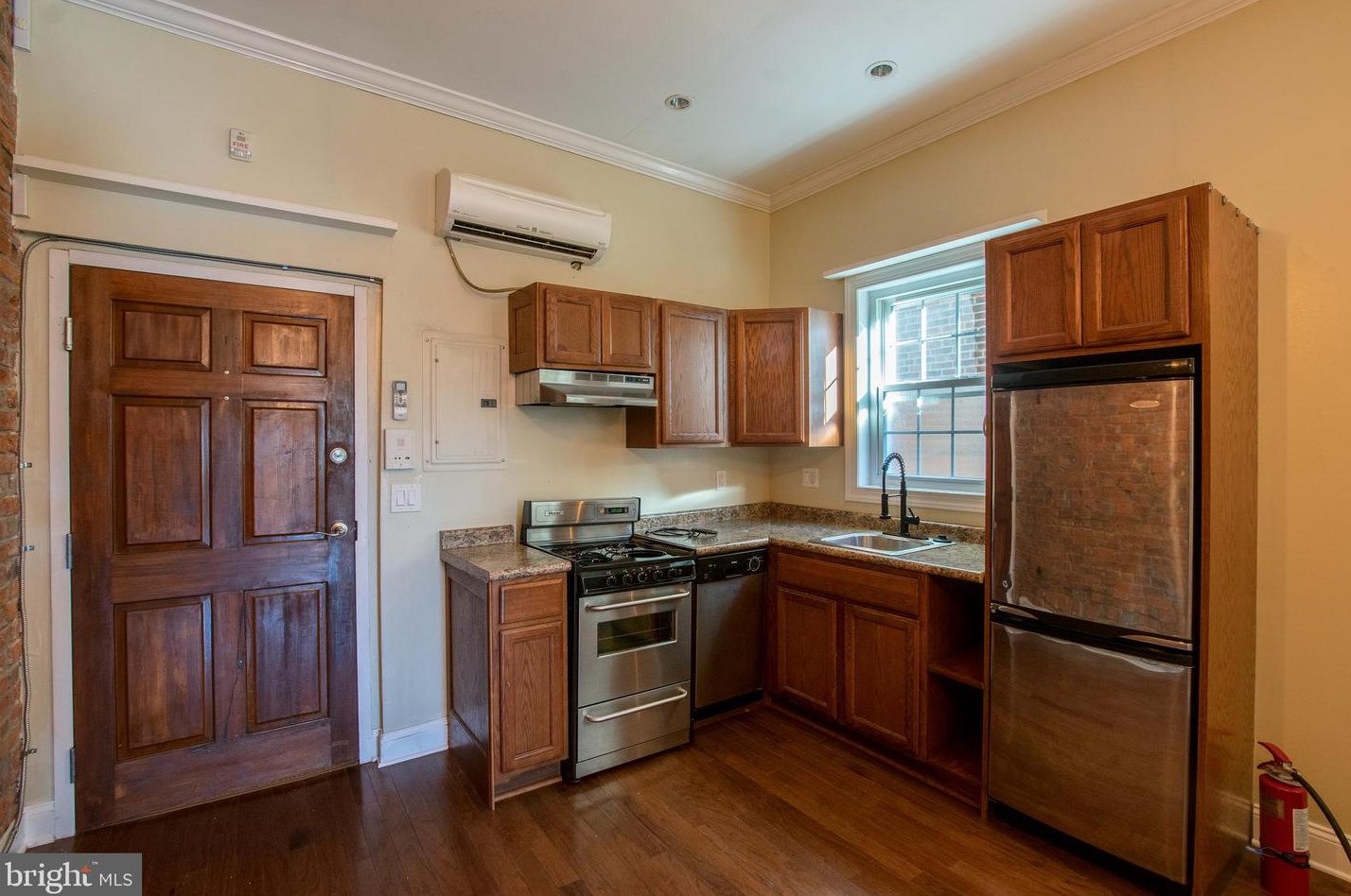2506 S Broad St Apt 3, Philadelphia, PA 19145