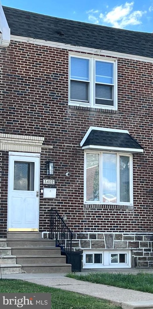 3402 Lansing St, Philadelphia, PA 19136-3034