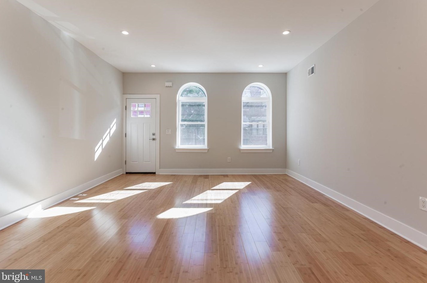 1630 S 16th St, Philadelphia, PA 19121