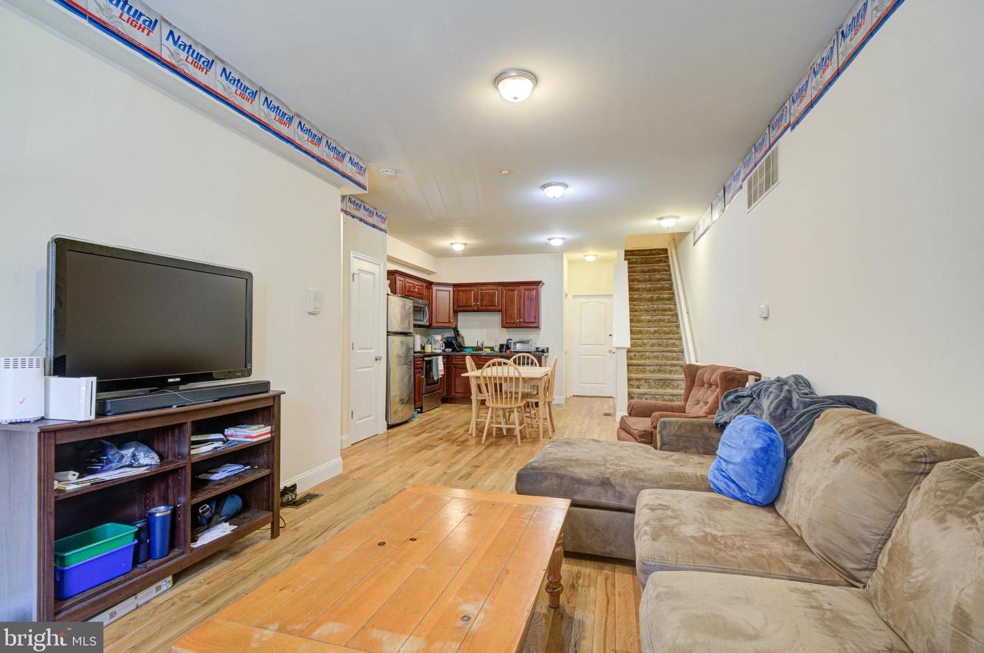 1913 Gratz St, Philadelphia, PA 19121-2221