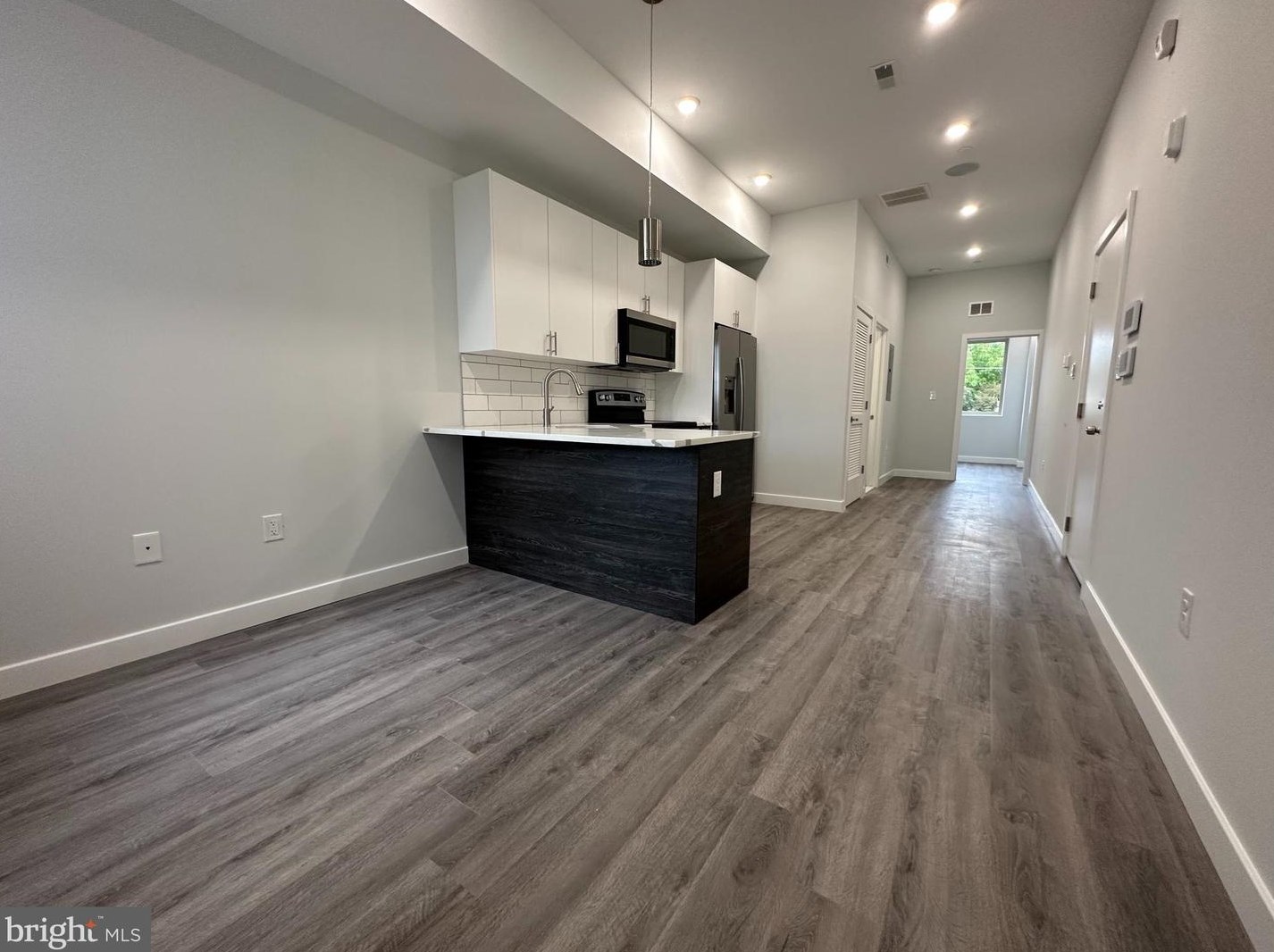 2137 N 7th St #2, Philadelphia, PA 19122