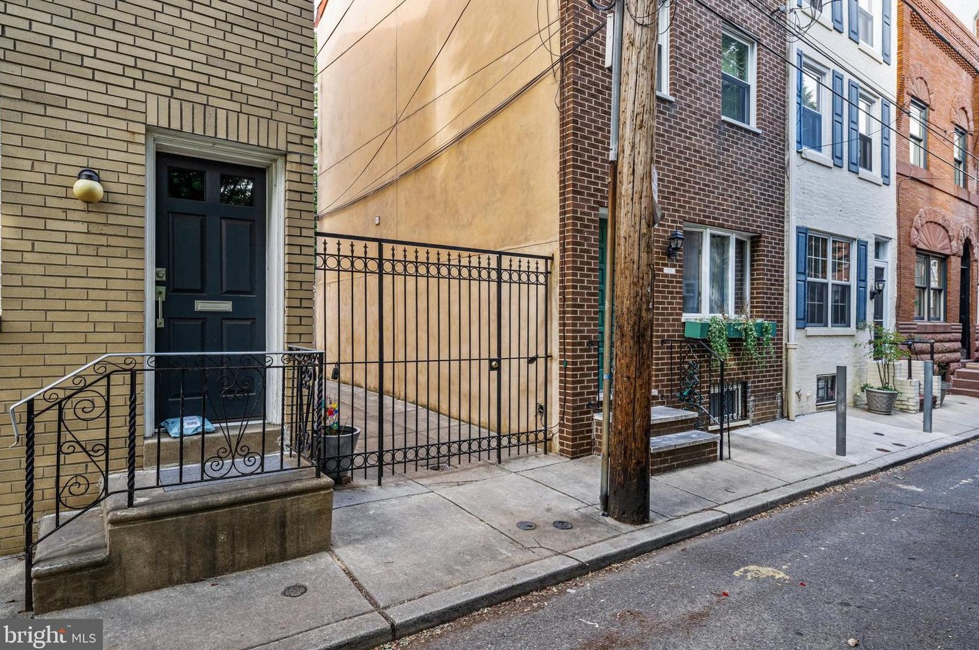 725-727 Pemberton St #6, Philadelphia, PA 19147