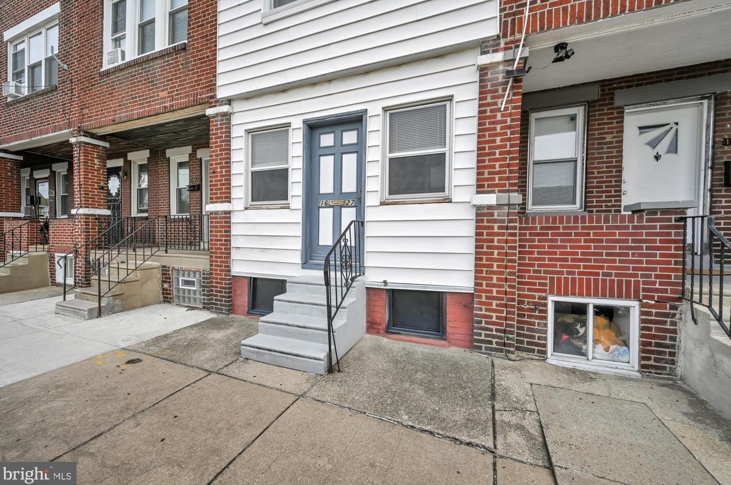 1627 Dover St, Philadelphia, PA 19145-1204