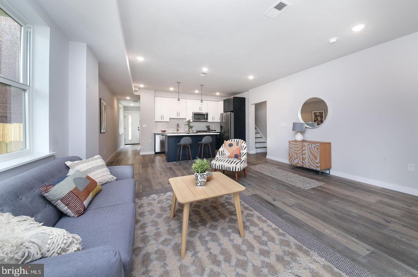 18 Phil Ellena St, Philadelphia, PA 19119-2223