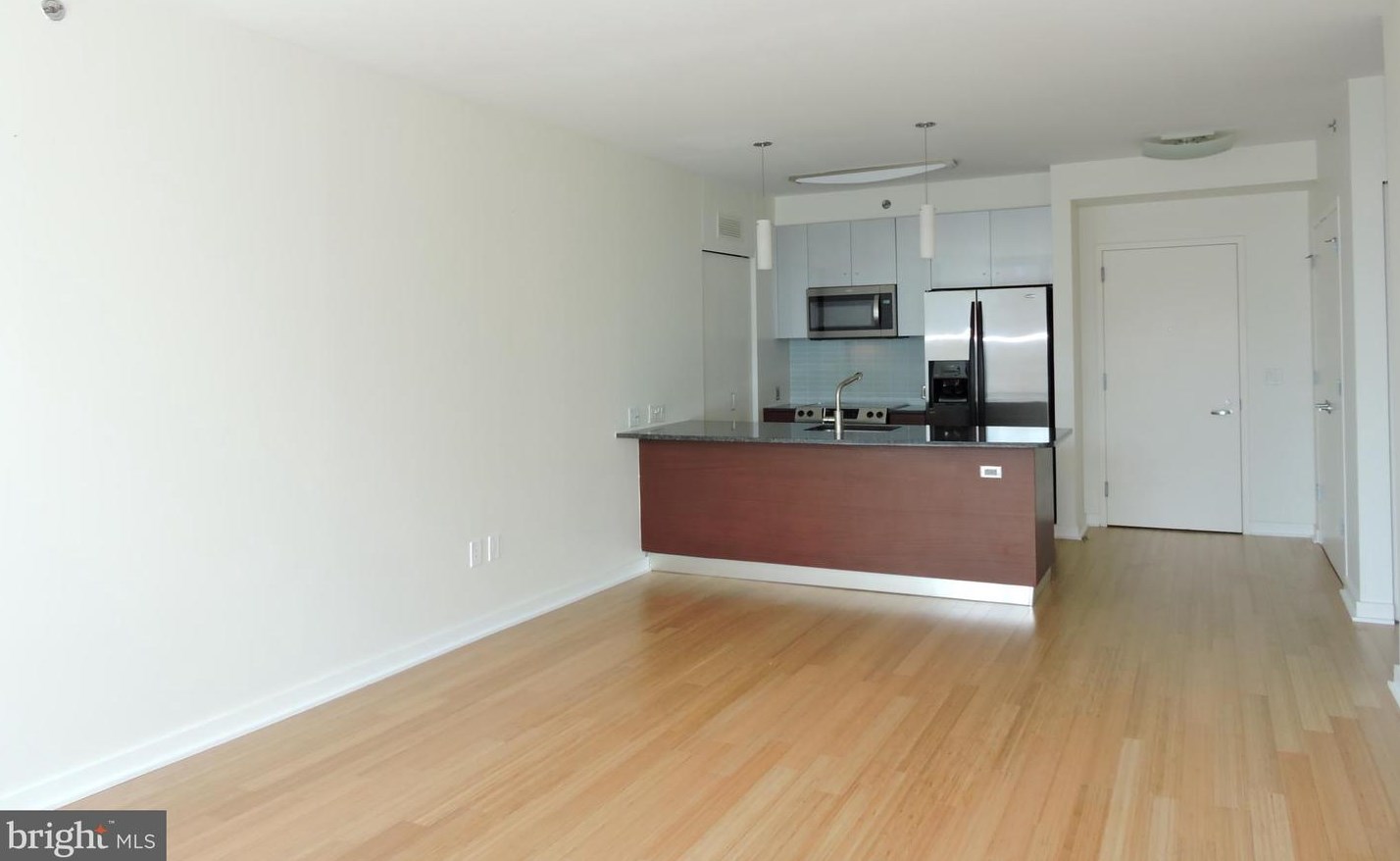 2101 Market St #1005, Philadelphia, PA 19103