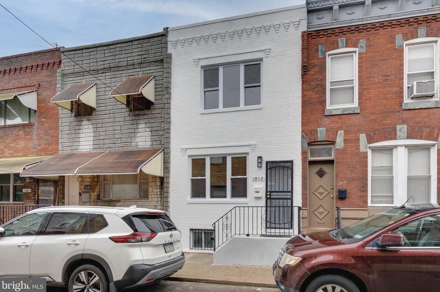 1912 Durfor St, Philadelphia, PA 19145-3611