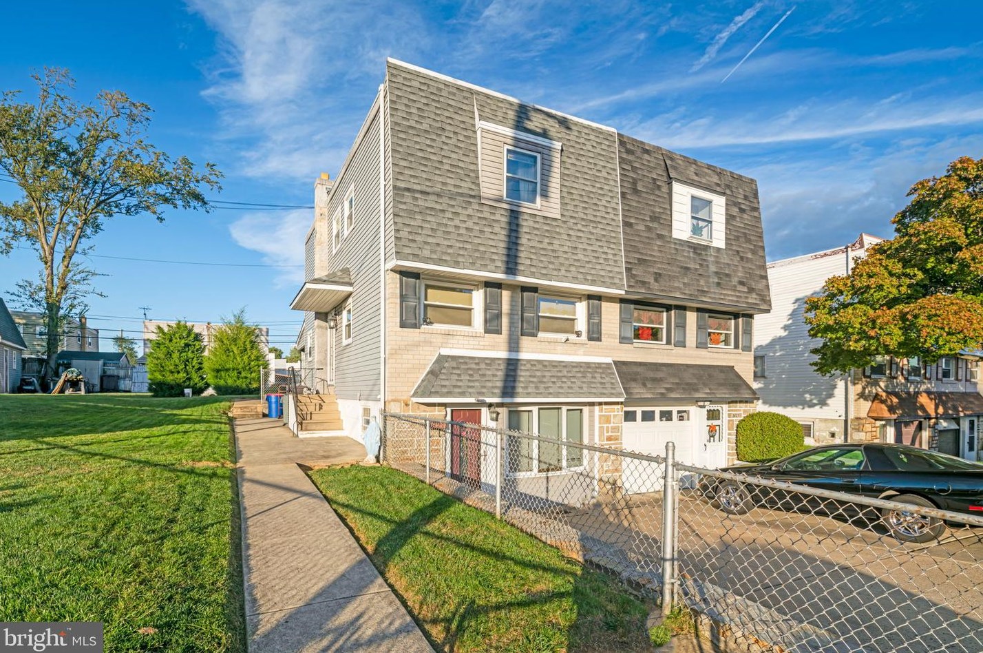 2821 Michael Rd, Philadelphia, PA 19152-1651